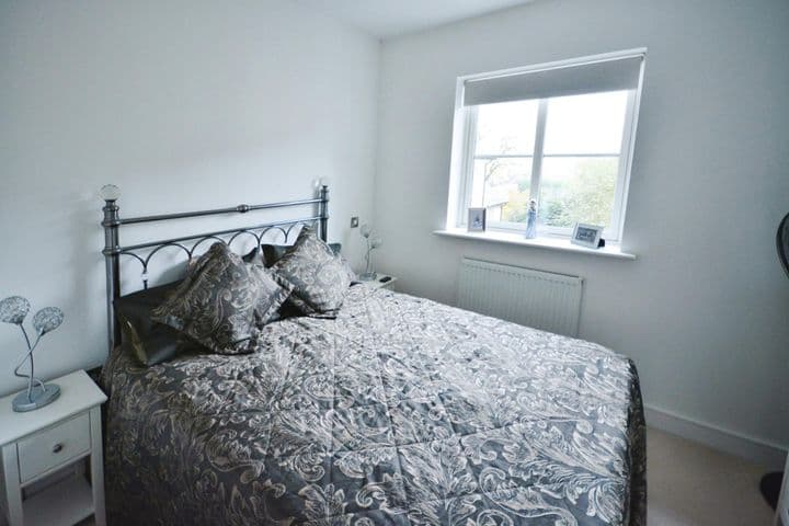 2 bedrooms apartment for sale in Epping, United Kingdom - Image 11