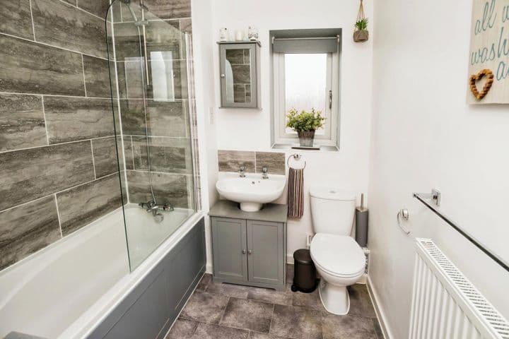 2 bedrooms apartment for sale in Chester, United Kingdom - Image 9