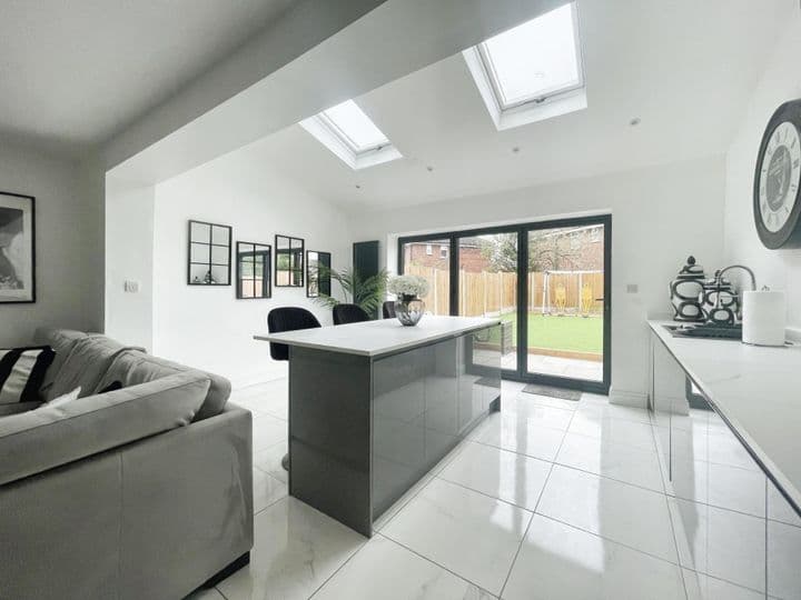 4 bedrooms house for sale in Liverpool, United Kingdom - Image 11