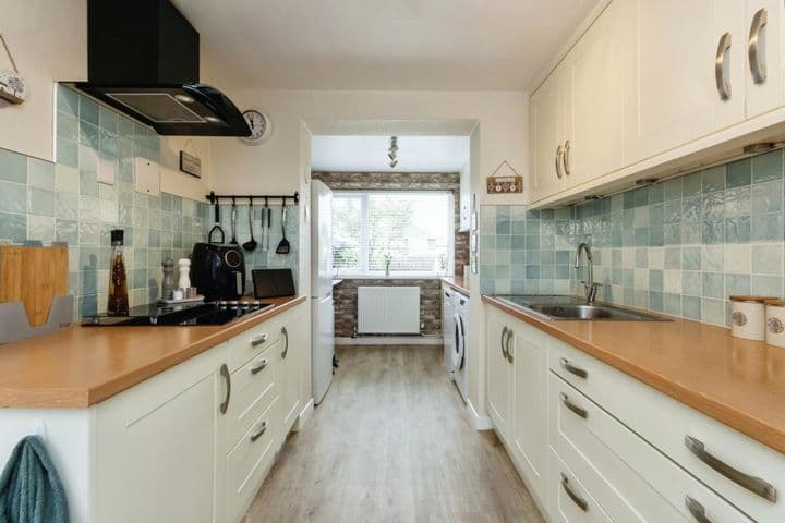 3 bedrooms house for sale in Bingham, United Kingdom - Image 3