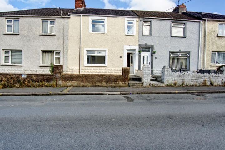 3 bedrooms house for sale in Bridgend County Borough, United Kingdom - Image 2