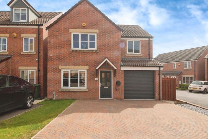 4 bedrooms house for sale in Castleford, United Kingdom - Image 2