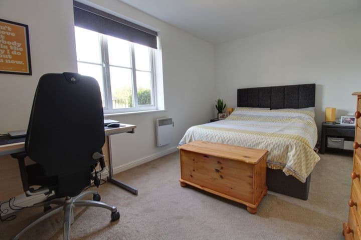 2 bedrooms apartment for sale in Ipswich, United Kingdom - Image 9