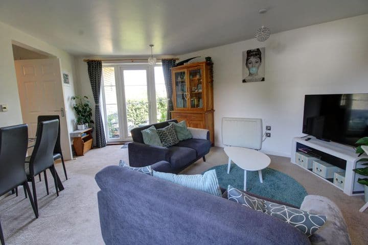 2 bedrooms apartment for sale in Ipswich, United Kingdom - Image 3