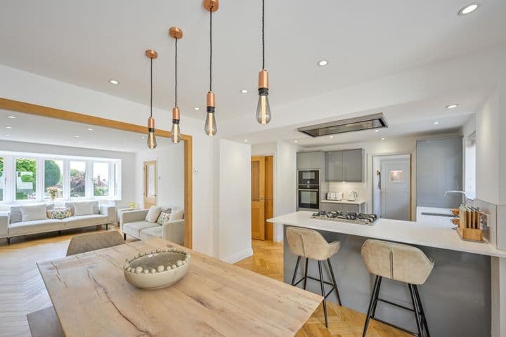 4 bedrooms house for sale in Stone, United Kingdom - Image 8