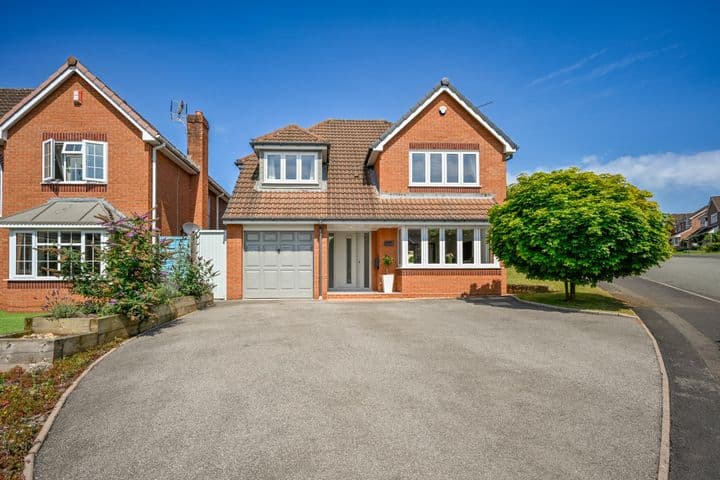 4 bedrooms house for sale in Stone, United Kingdom - Image 2