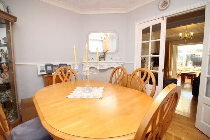 2 bedrooms house for sale in Dagenham, United Kingdom - Image 9