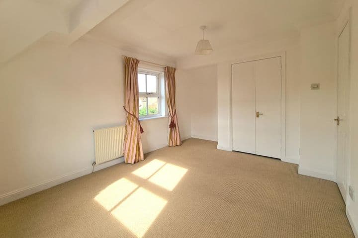 2 bedrooms house for sale in Moreton-In-Marsh, United Kingdom - Image 12