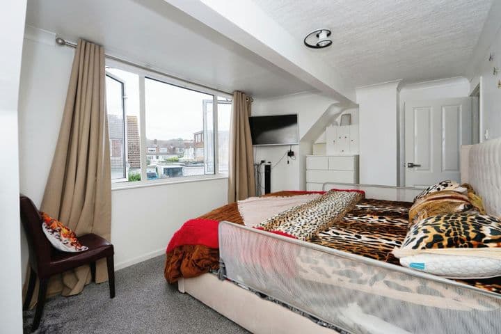 3 bedrooms house for sale in Brighton, United Kingdom - Image 9