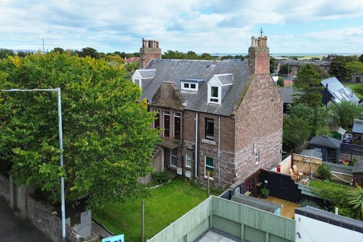 1 bedroom apartment for sale in Montrose, United Kingdom - Image 2