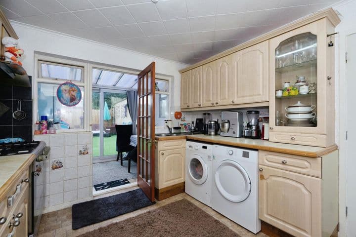 3 bedrooms house for sale in Brighton, United Kingdom - Image 5