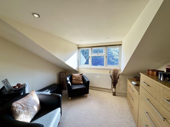 4 bedrooms house for sale in Solihull, United Kingdom - Image 11