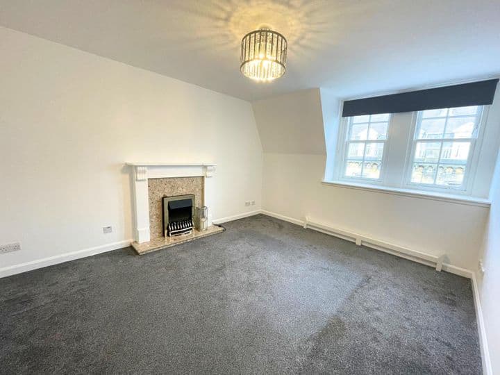 2 bedrooms apartment for sale in Inverness, United Kingdom - Image 3