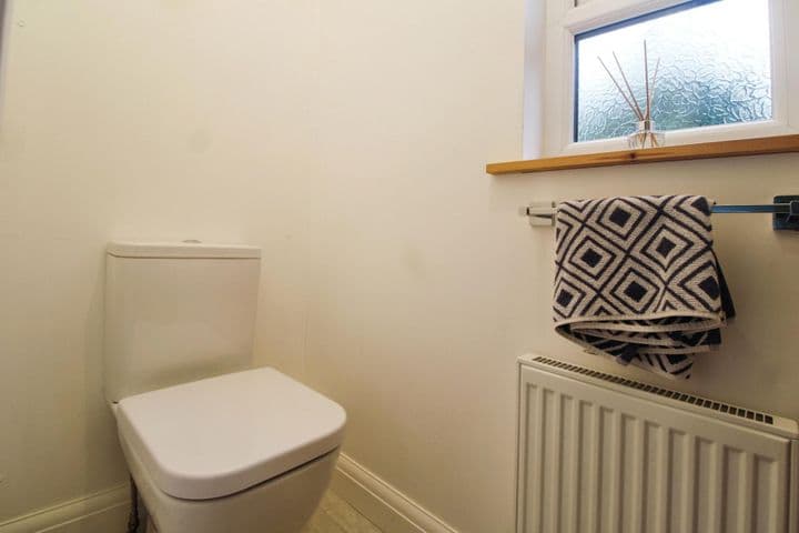 3 bedrooms house for sale in Wakefield, United Kingdom - Image 11