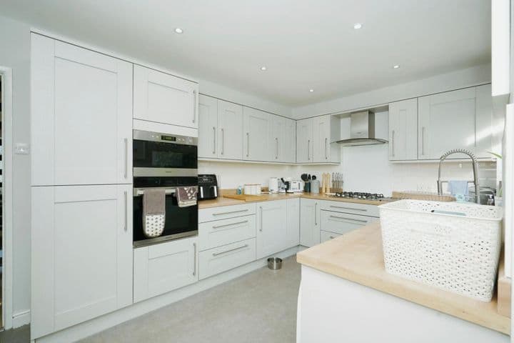 4 bedrooms house for sale in Wigan, United Kingdom - Image 9