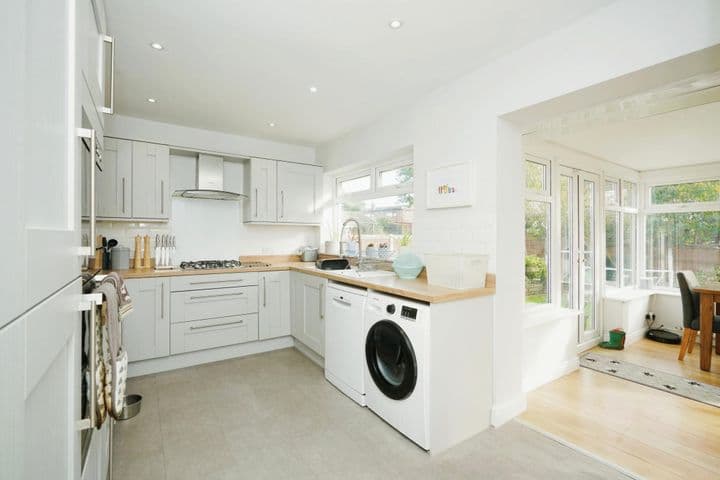 4 bedrooms house for sale in Wigan, United Kingdom - Image 7