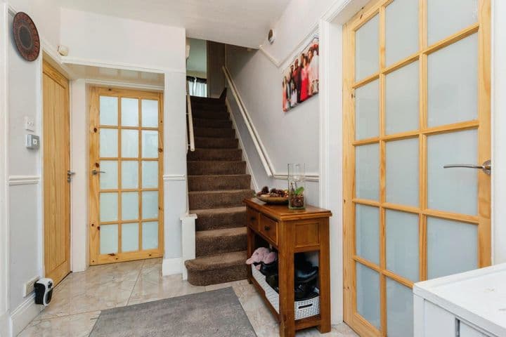 5 bedrooms house for sale in Sale, United Kingdom - Image 3