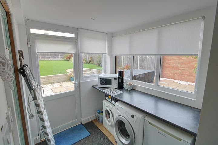 3 bedrooms house for sale in Sutton Coldfield, United Kingdom - Image 10