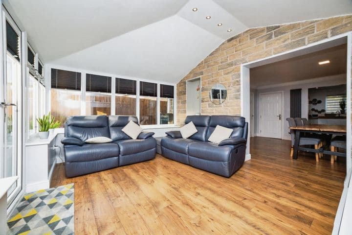 4 bedrooms house for sale in Barnsley, United Kingdom - Image 6