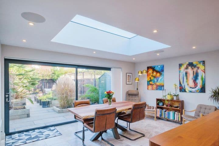 4 bedrooms house for sale in Cambridge, United Kingdom - Image 3