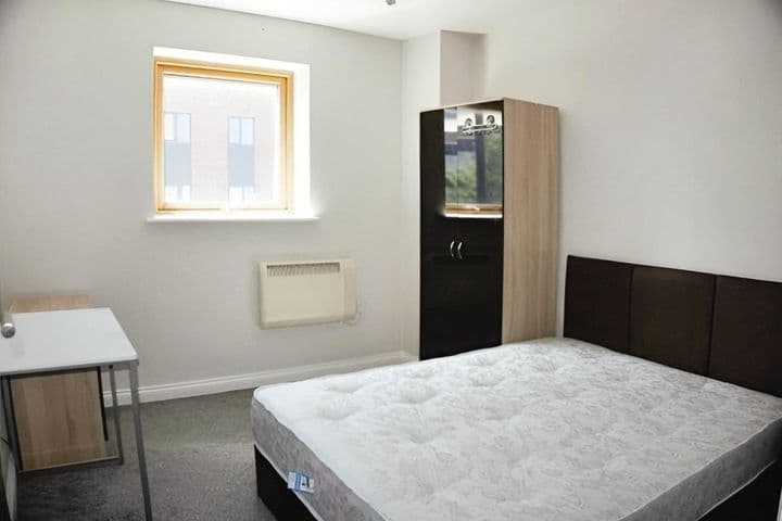 2 bedrooms apartment for sale in Liverpool, United Kingdom - Image 4