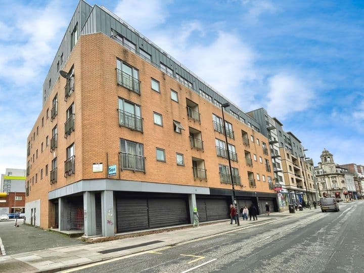 2 bedrooms apartment for sale in Liverpool, United Kingdom - Image 2