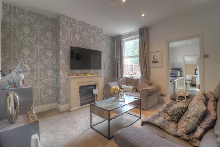 2 bedrooms house for sale in Loughborough, United Kingdom - Image 2