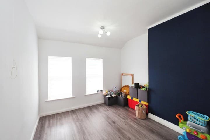 3 bedrooms house for sale in Sutton-In-Ashfield, United Kingdom - Image 13