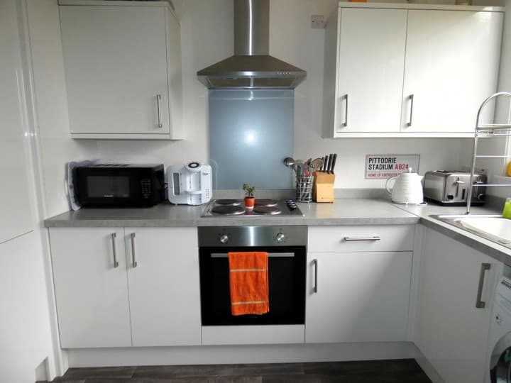 2 bedrooms apartment for sale in Aberdeen, United Kingdom - Image 4