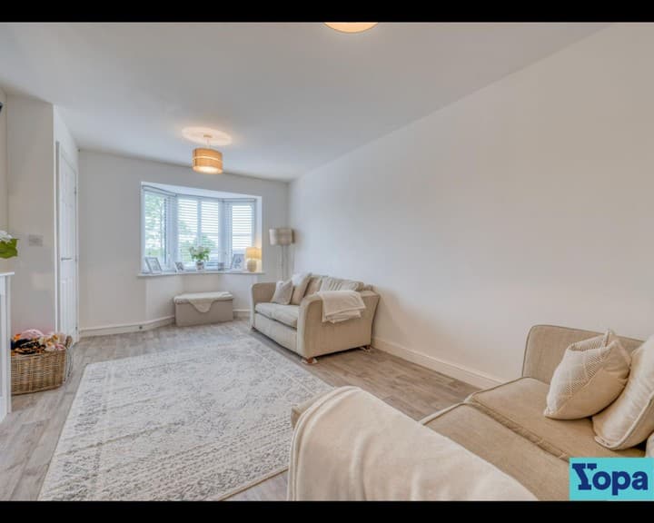 3 bedrooms house for sale in Redditch, United Kingdom - Image 13