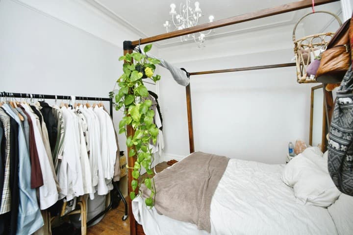 1 bedroom apartment for sale in Brighton, United Kingdom - Image 15