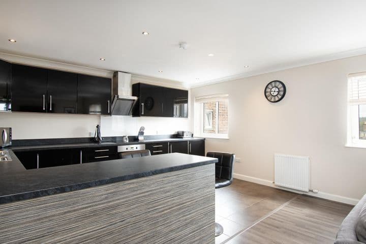 2 bedrooms apartment for sale in Brechin, United Kingdom - Image 6