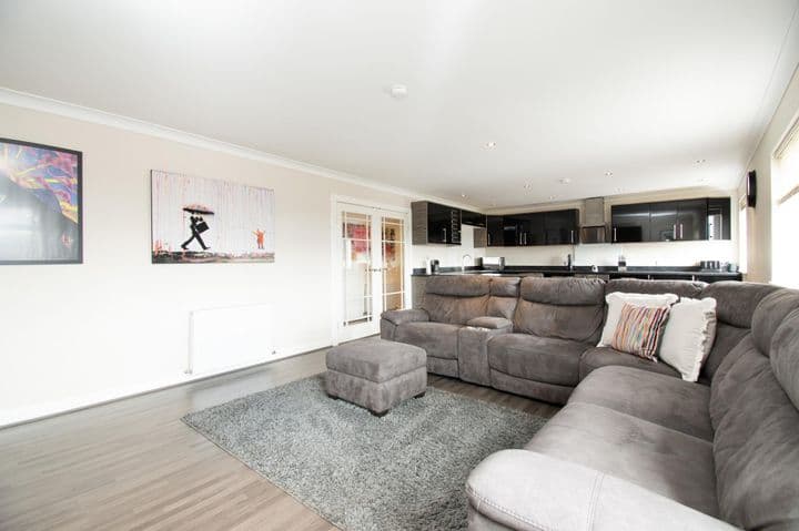 2 bedrooms apartment for sale in Brechin, United Kingdom - Image 8