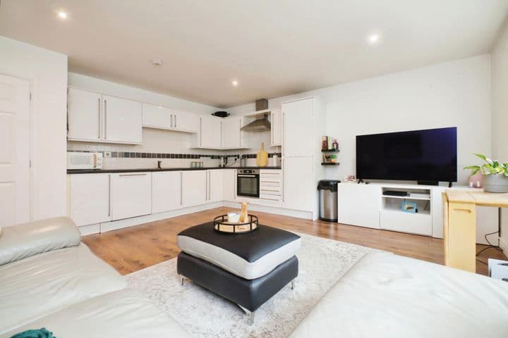 2 bedrooms apartment for sale in Glasgow, United Kingdom - Image 8