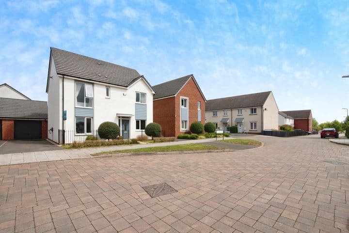 4 bedrooms house for sale in Newport, United Kingdom - Image 4