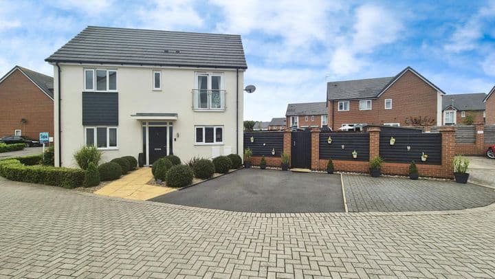 3 bedrooms house for sale in Stoke-On-Trent, United Kingdom - Image 2