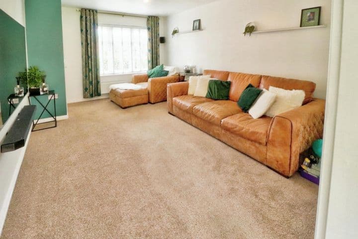 4 bedrooms house for sale in Barnsley, United Kingdom - Image 5