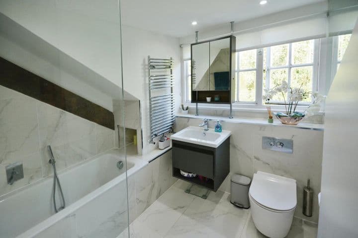 2 bedrooms house for sale in St. Albans, United Kingdom - Image 4