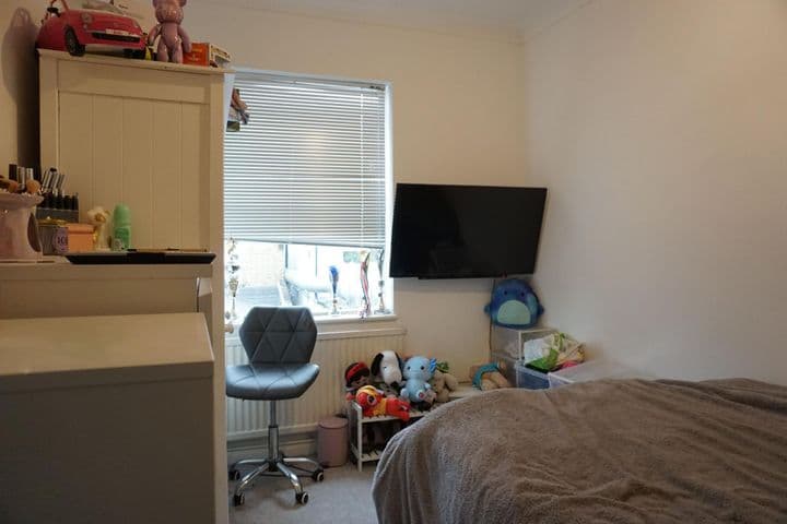 1 bedroom apartment for sale in Sutton Coldfield, United Kingdom - Image 8