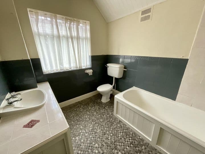 2 bedrooms house for sale in Sheffield, United Kingdom - Image 10