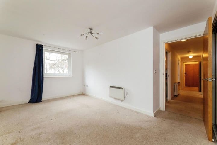 3 bedrooms apartment for sale in Woodford Green, United Kingdom - Image 10