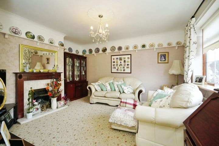 3 bedrooms house for sale in Manchester, United Kingdom - Image 4