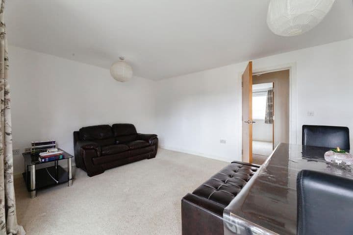 3 bedrooms apartment for sale in Woodford Green, United Kingdom - Image 7