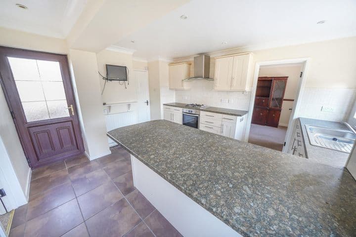 5 bedrooms house for sale in Swansea, United Kingdom - Image 9