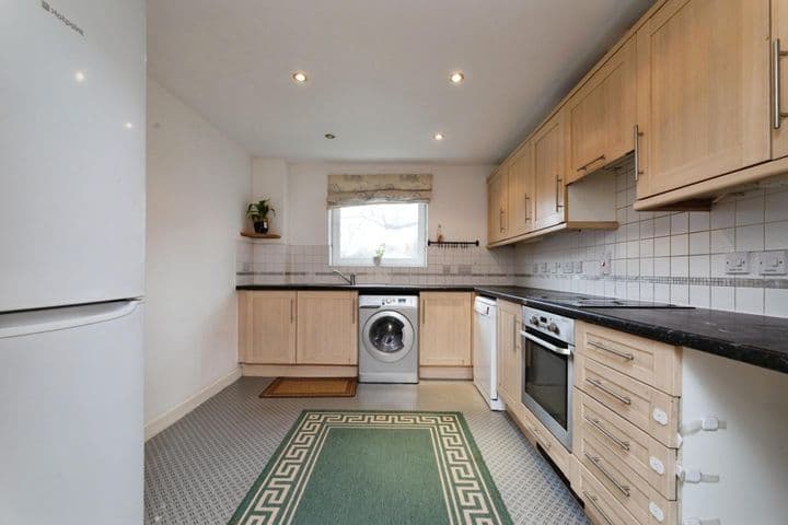 3 bedrooms apartment for sale in Woodford Green, United Kingdom - Image 9