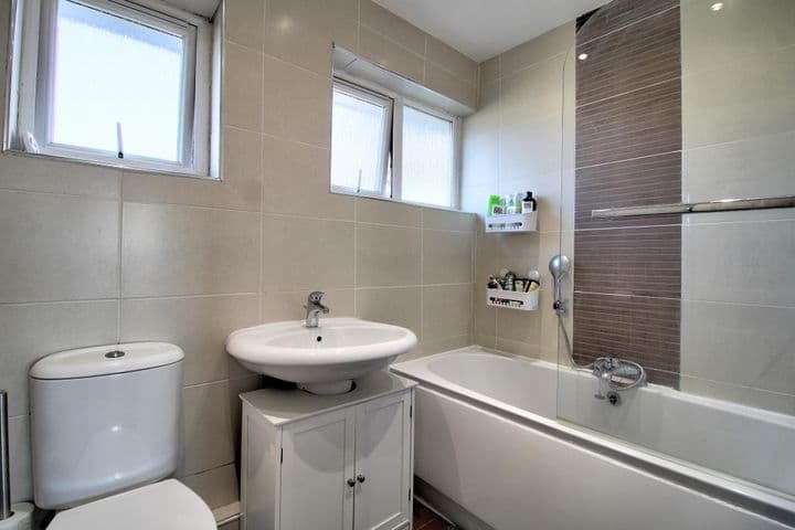 3 bedrooms house for sale in Cwmbran, United Kingdom - Image 5