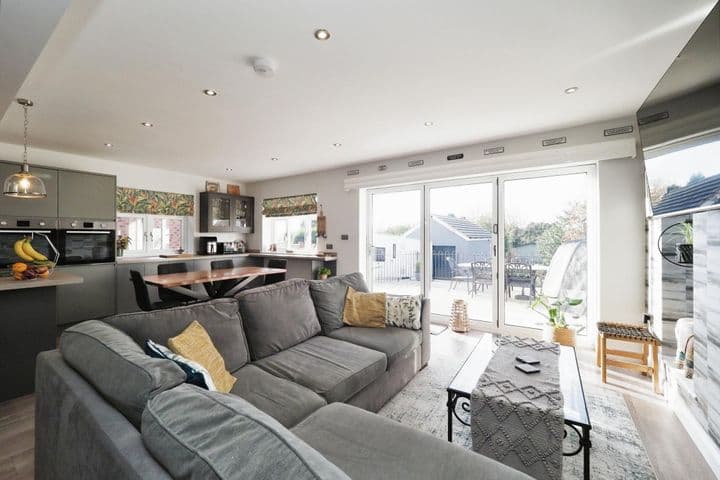 4 bedrooms house for sale in Nottingham, United Kingdom - Image 3