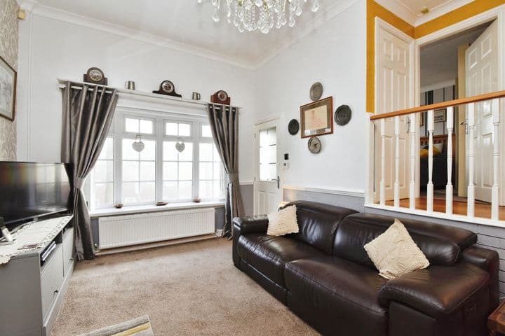 3 bedrooms house for sale in Newcastle Upon Tyne, United Kingdom - Image 5