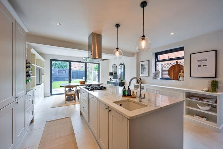 3 bedrooms house for sale in Shrewsbury, United Kingdom - Image 9