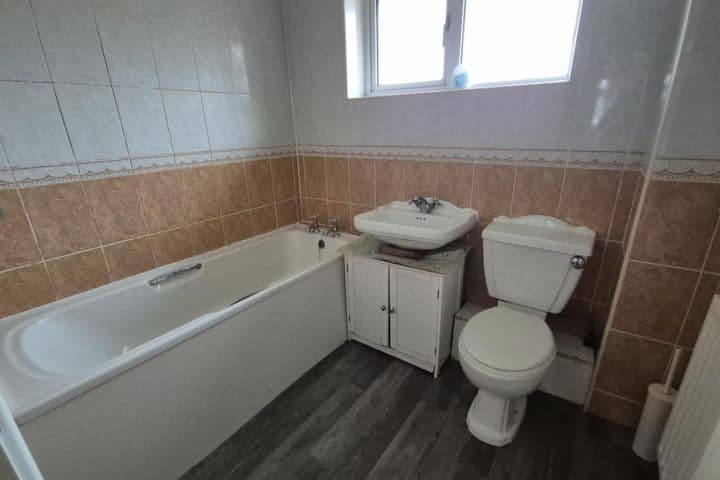 3 bedrooms house for sale in Oldbury, United Kingdom - Image 12